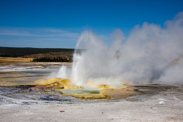 hot water geyser